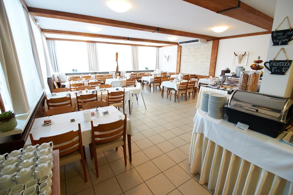 פודרסדורף אם סי Hotel & Restaurant Seehof מראה חיצוני תמונה