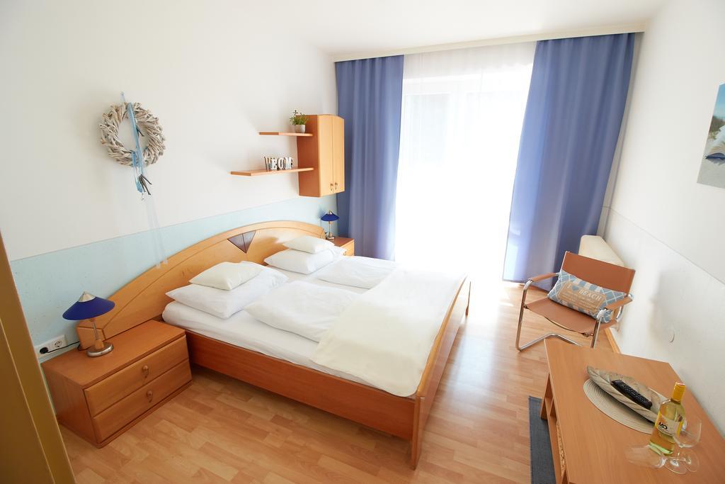 פודרסדורף אם סי Hotel & Restaurant Seehof מראה חיצוני תמונה