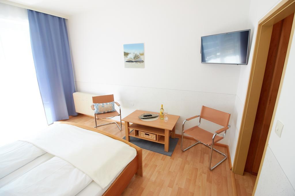 פודרסדורף אם סי Hotel & Restaurant Seehof מראה חיצוני תמונה