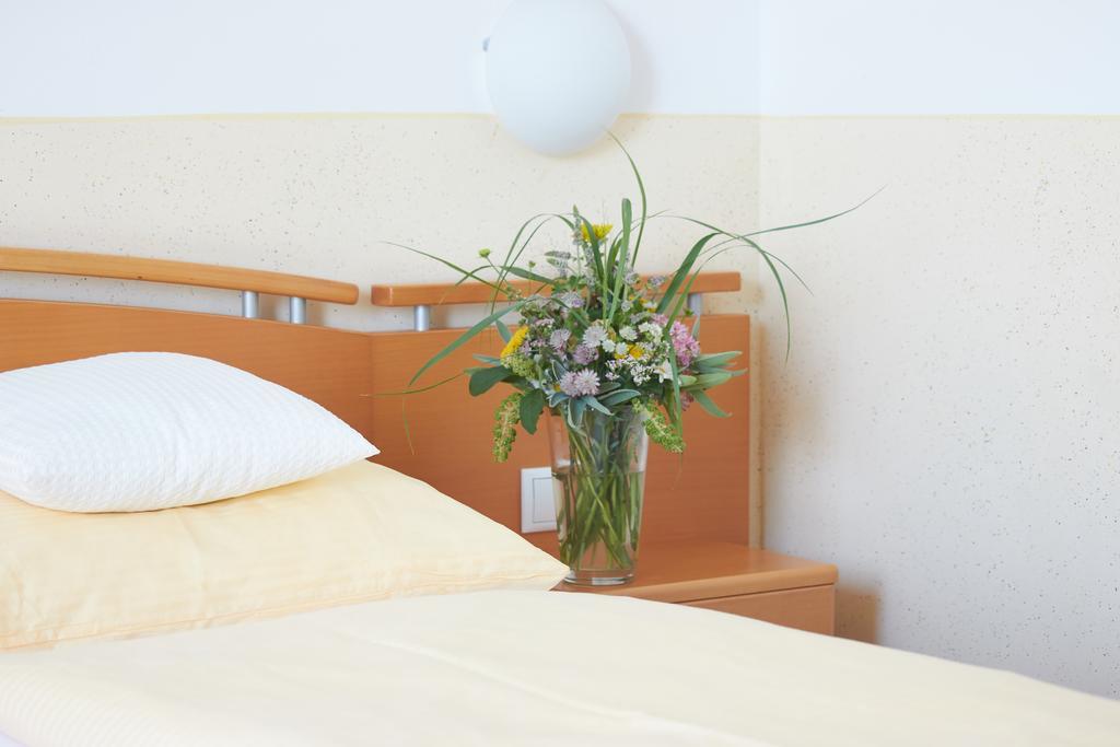 פודרסדורף אם סי Hotel & Restaurant Seehof מראה חיצוני תמונה